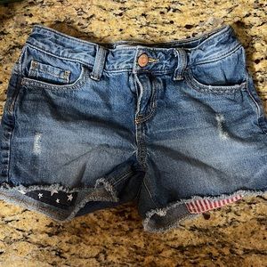 Old Navy American flag 🇺🇸 distressed shorts
